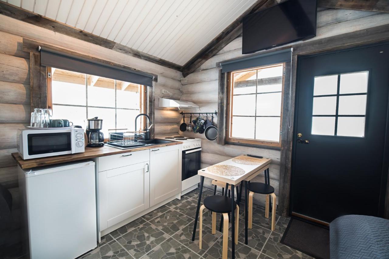 Naali Moekki Hotel Kilpisjarvi Bagian luar foto