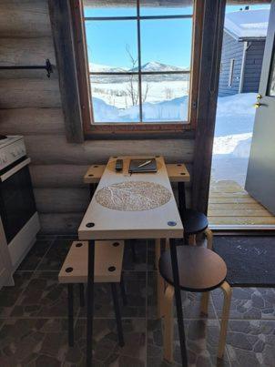 Naali Moekki Hotel Kilpisjarvi Bagian luar foto